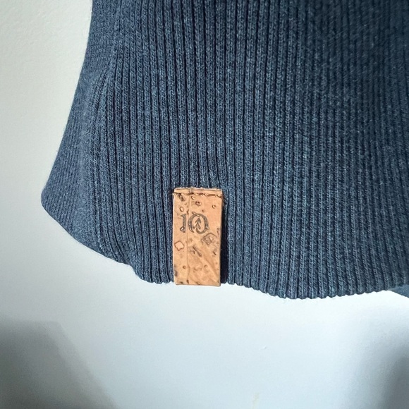 TENTREE Navy Treefleece Super Soft Hoodie, US M/L. - Picture 5 of 11